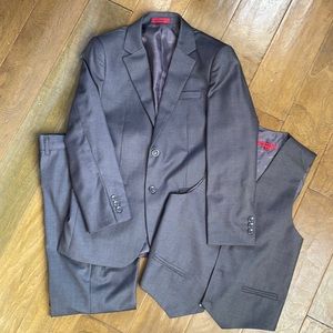 Gilberti boys Formal suit set